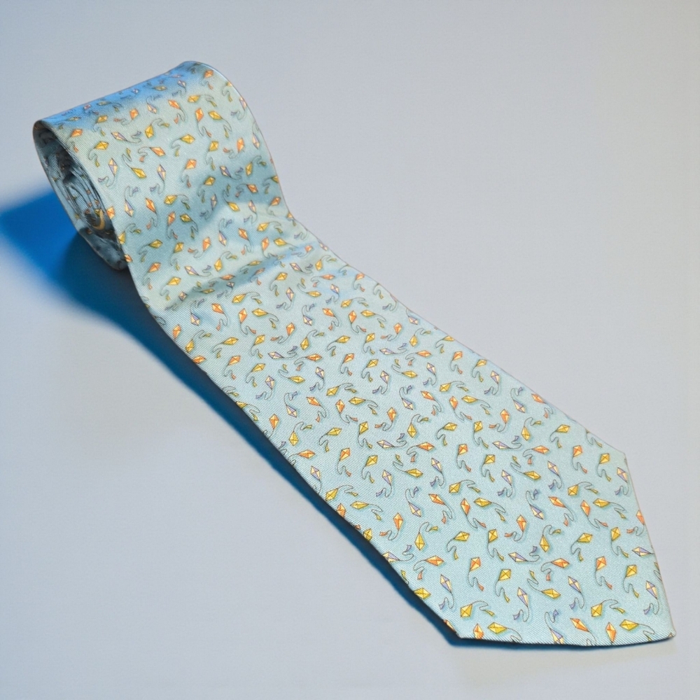 Salvatore Ferragamo Silk Necktie Flying Kites Tie Made in Italy 3.75" X 57"